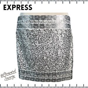 Express [Medium] Gold Sequin-Sewn Mini Skirt
